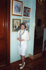 Адлина Лариса. Выст., ЦДУ ,Церковь, 2006